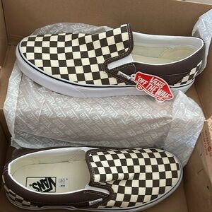 BRAND NEW! Never used. VANS “OFF THE WALL”
